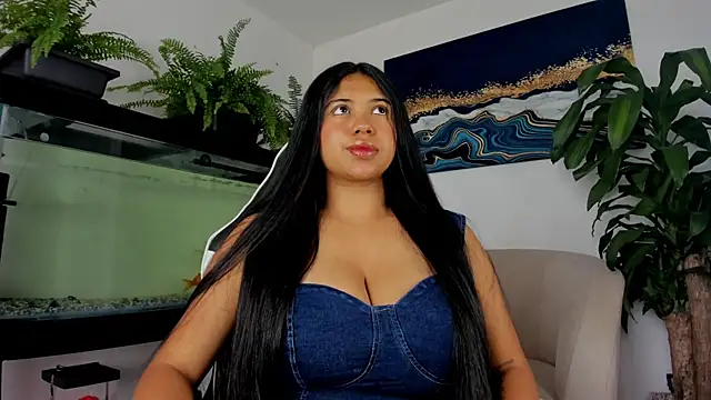 Snapshot of lia_lovelly01 chatting on July 10, 2026, 5:46 pm lia lovelly01 online show from July 10, 2026, 5:46 pm