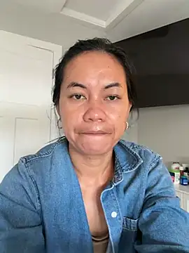 Snapshot of Lovely_girl34 chatting on March 16, 2026, 4:10 pm Lovely girl34 online show from March 16, 2026, 4:10 pm