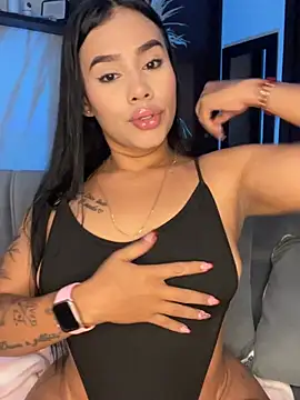 Snapshot of AlisonBeltran1 chatting on May 6, 2026, 7:45 am AlisonBeltran1 online show from May 6, 2026, 7:45 am