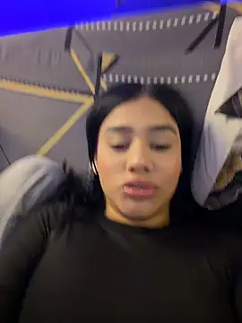 Snapshot of AlisonBeltran1 chatting on June 9, 2026, 4:13 am AlisonBeltran1 online show from June 9, 2026, 4:13 am