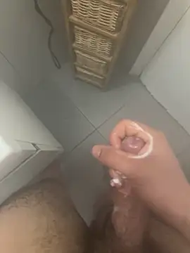 Snapshot of maxhot695 chatting on April 6, 2026, 10:00 pm maxhot695 online show from April 6, 2026, 10:00 pm