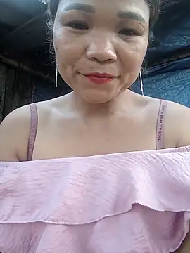 maymay121 online show from May 16, 2026, 10:36 am