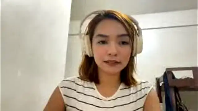 NoreenPierotti online show from March 18, 2026, 12:41 pm