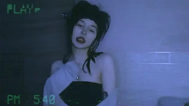 AllisonDeetz online show from March 18, 2026, 9:04 pm