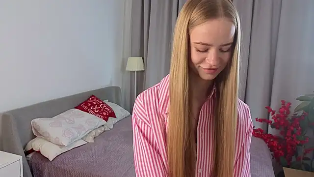 Snapshot of IselaObanner chatting on March 21, 2026, 11:14 am IselaObanner online show from March 21, 2026, 11:14 am