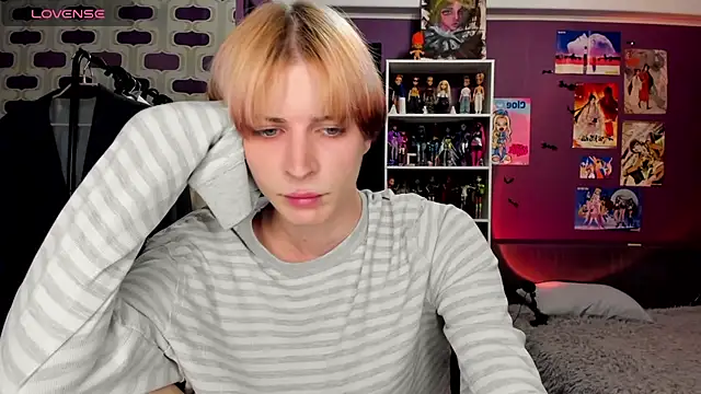 Snapshot of sweet_peach___ chatting on June 19, 2026, 8:47 pm sweet peach online show from June 19, 2026, 8:47 pm