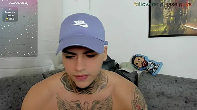 sweetlatinoboy online show from June 8, 2026, 11:05 pm