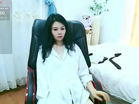 Snapshot of LILI956 chatting on April 10, 2026, 8:54 am LILI956 online show from April 10, 2026, 8:54 am