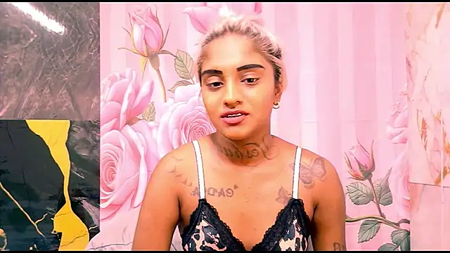 Snapshot of indian_barbie chatting on April 5, 2026, 9:43 pm indian barbie online show from April 5, 2026, 9:43 pm