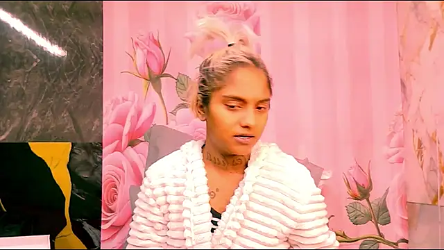 Snapshot of indian_barbie chatting on April 24, 2026, 7:54 am indian barbie online show from April 24, 2026, 7:54 am