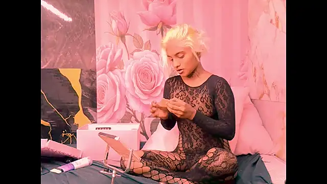 indian barbie online show from May 20, 2026, 5:43 pm