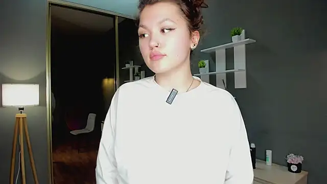 VanVanVibe online show from March 19, 2026, 9:48 pm