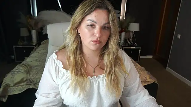 Snapshot of AlissyaGrayy chatting on July 24, 2026, 7:10 pm AlissyaGrayy online show from July 24, 2026, 7:10 pm
