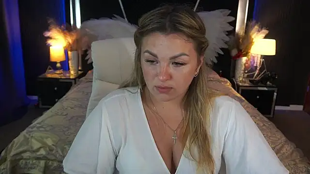 Snapshot of AlissyaGrayy chatting on August 9, 2026, 7:09 pm AlissyaGrayy online show from August 9, 2026, 7:09 pm