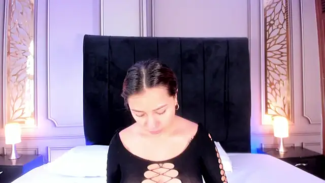 dulce girls online show from May 14, 2026, 11:51 am