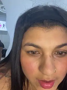 Snapshot of Mia_rouseee chatting on March 25, 2026, 3:50 am Mia rouseee online show from March 25, 2026, 3:50 am