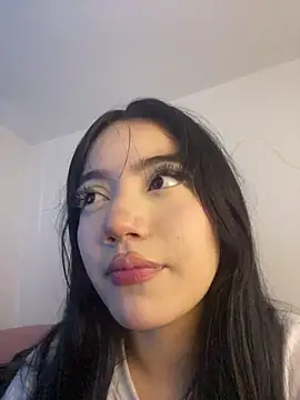 Snapshot of MayyBonita chatting on May 24, 2026, 3:45 pm MayyBonita online show from May 24, 2026, 3:45 pm