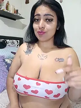 Sarah-917 online show from May 2, 2026, 11:59 am