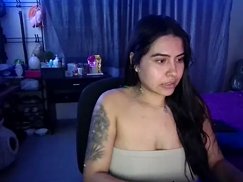 PeliNegraaa online show from July 15, 2026, 3:57 am