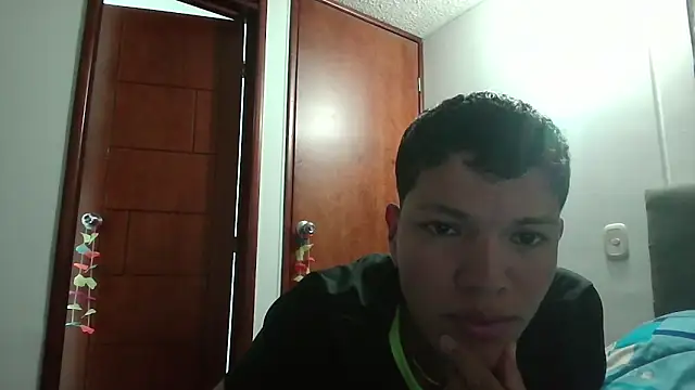 EK DESIRE online show from March 17, 2026, 4:59 am