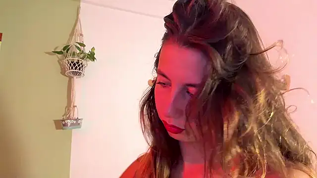 Julieta Jol online show from July 3, 2026, 2:45 pm