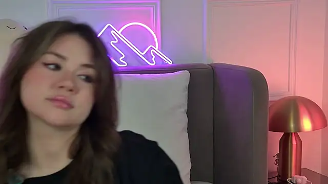 Snapshot of MeganStrane chatting on June 29, 2026, 6:09 am MeganStrane online show from June 29, 2026, 6:09 am