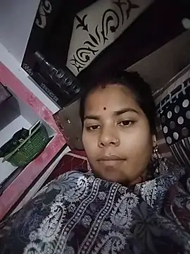 Pallavi cute online show from August 6, 2026, 7:47 am