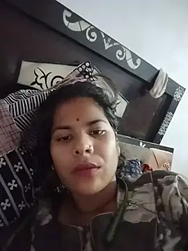 Pallavi cute online show from July 4, 2026, 7:15 am