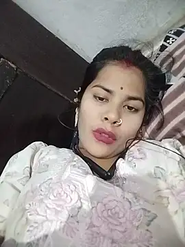 Pallavi cute online show from June 8, 2026, 5:02 pm