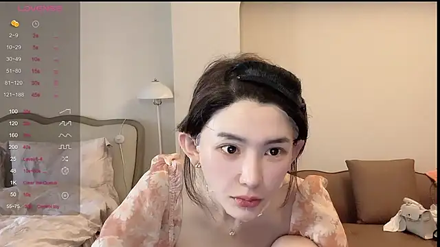 Snapshot of kiki-12 chatting on July 15, 2026, 9:27 am kiki-12 online show from July 15, 2026, 9:27 am