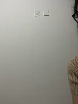 lissarubio online show from March 27, 2026, 8:26 am