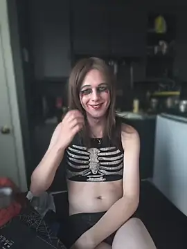 LiorahOblivion online show from May 26, 2026, 10:52 pm