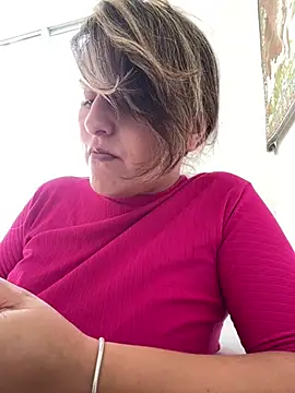 Snapshot of rafaella_stefano chatting on April 18, 2026, 12:40 pm rafaella stefano online show from April 18, 2026, 12:40 pm