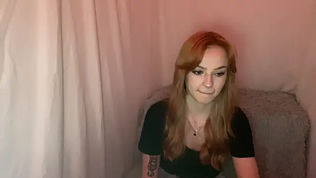 Snapshot of EvaKapnist chatting on April 30, 2026, 8:57 pm EvaKapnist online show from April 30, 2026, 8:57 pm
