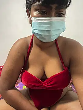 honeyi babe online show from August 3, 2026, 4:57 pm