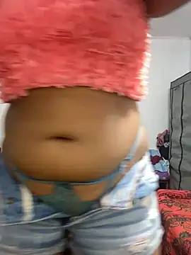 honeyi babe online show from July 19, 2026, 6:04 pm
