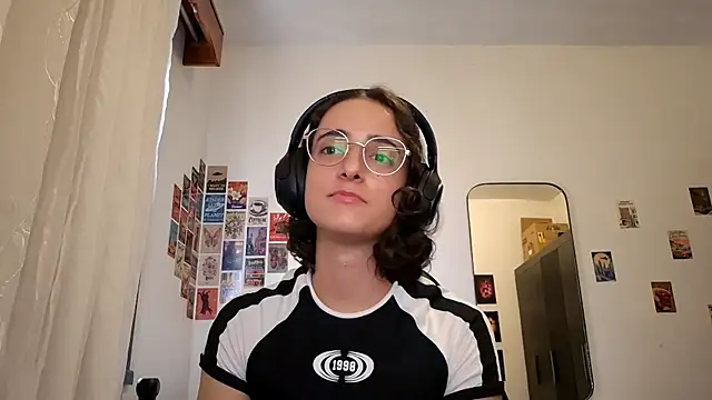 Snapshot of SanjuanaEytchison chatting on March 24, 2026, 12:05 pm SanjuanaEytchison online show from March 24, 2026, 12:05 pm