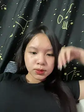 Snapshot of Link-mii chatting on April 12, 2026, 2:31 pm Link-mii online show from April 12, 2026, 2:31 pm