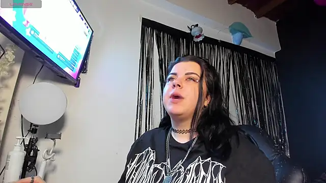 Snapshot of _Nova_Soft_ chatting on April 3, 2026, 10:38 pm Nova Soft online show from April 3, 2026, 10:38 pm