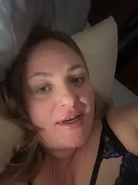 Snapshot of 1SexyQueen chatting on March 29, 2026, 6:48 am 1SexyQueen online show from March 29, 2026, 6:48 am