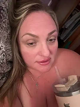 1SexyQueen online show from July 3, 2026, 4:08 am