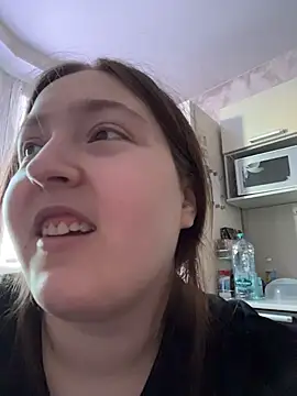 Snapshot of charmingggirl chatting on March 21, 2026, 7:31 am charmingggirl online show from March 21, 2026, 7:31 am