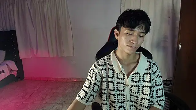 cococumps online show from June 9, 2026, 12:55 am