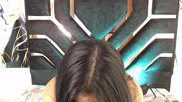 sweetbloomcs online show from August 9, 2026, 3:34 am