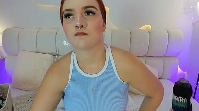 Snapshot of melanieklaus2 chatting on May 8, 2026, 3:32 am melanieklaus2 online show from May 8, 2026, 3:32 am