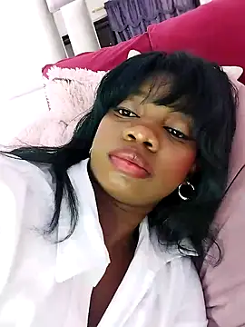 HannaMayers  online show from April 11, 2026, 9:57 am