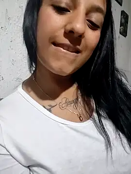 Snapshot of caneela chatting on March 30, 2026, 1:40 am caneela online show from March 30, 2026, 1:40 am