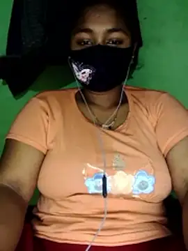 Snapshot of Nus_Rat3344 chatting on April 3, 2026, 6:58 pm Nus Rat3344 online show from April 3, 2026, 6:58 pm