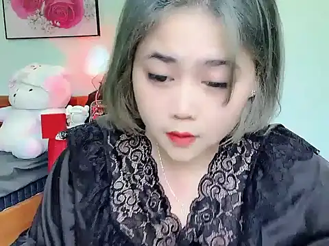 Nhanlu009 online show from May 13, 2026, 9:38 am