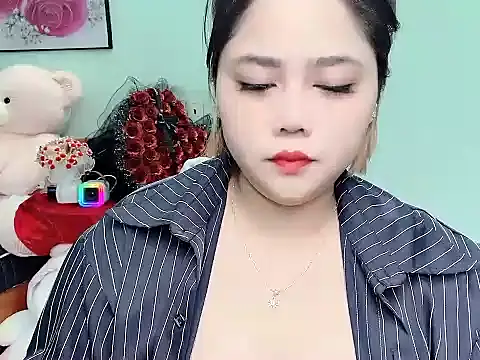 Nhanlu009 online show from April 18, 2026, 9:11 am